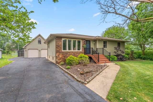8615 Towle Street, Dyer, IN 46311
