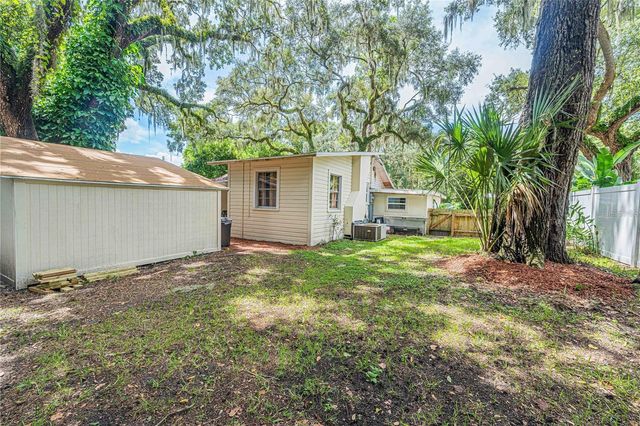 12369 SE 130TH COURT, Ocklawaha, FL 32179