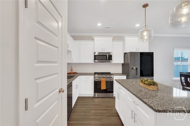 136 Stafford Loop, Richmond Hill, GA 31324