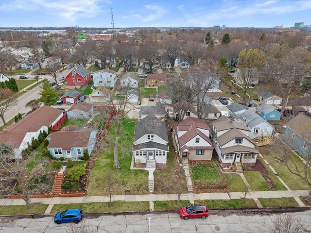 521 S 67th STREET, Milwaukee, WI 53214