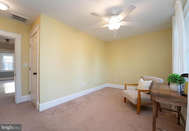 516 N ROCK GLEN RD, Baltimore, MD 21229