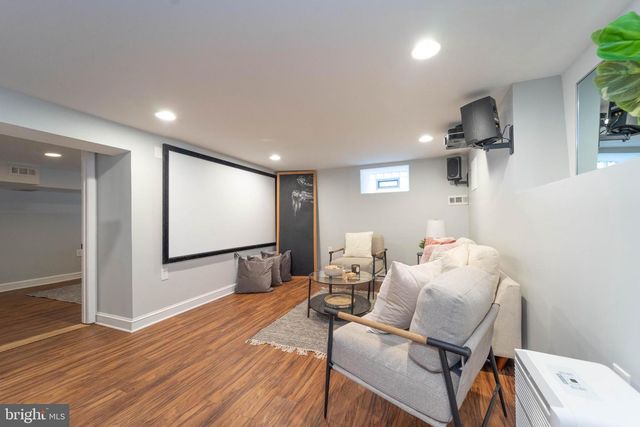 516 N ROCK GLEN RD, Baltimore, MD 21229