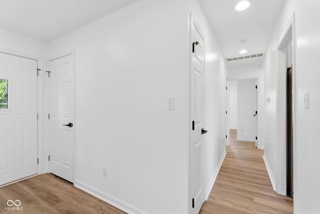 10735 Vali Drive, Carmel, IN 46280