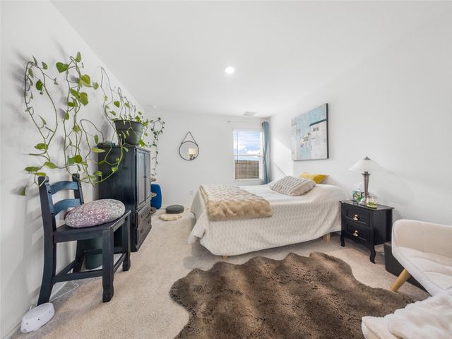 373 Cowpoke DR, Jarrell, TX 76537