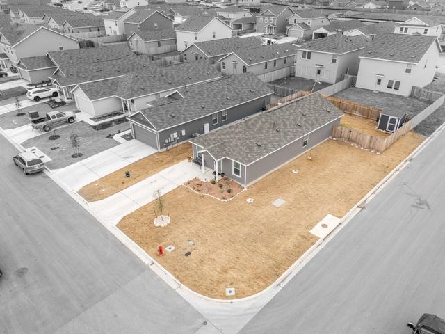 373 Cowpoke DR, Jarrell, TX 76537