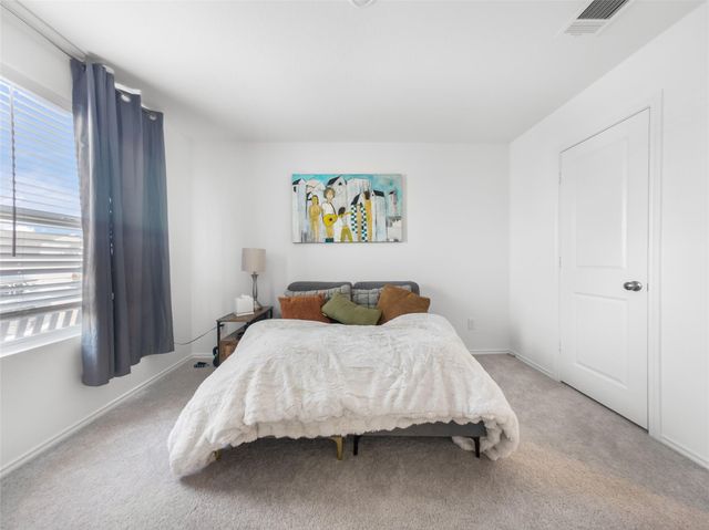 373 Cowpoke DR, Jarrell, TX 76537