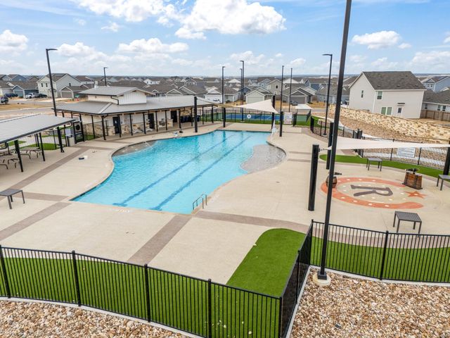 373 Cowpoke DR, Jarrell, TX 76537