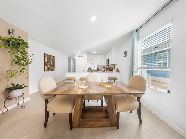 373 Cowpoke DR, Jarrell, TX 76537