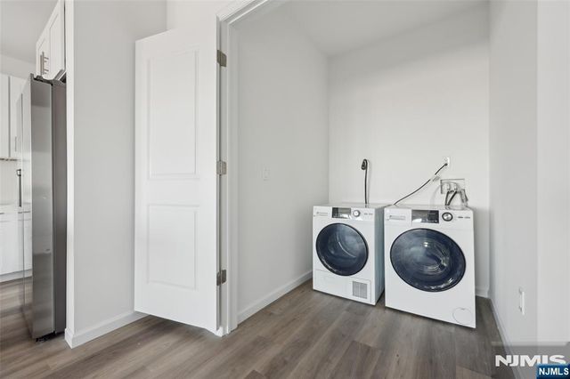 2 Executive Drive 811, Fort Lee, NJ 07024