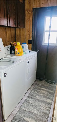 29 Belmont Avenue, Auburn, NY 13021