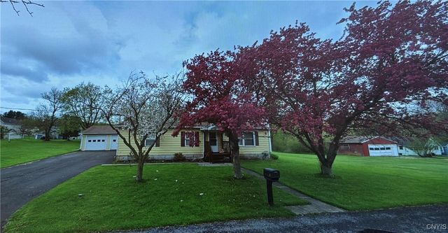 29 Belmont Avenue, Auburn, NY 13021