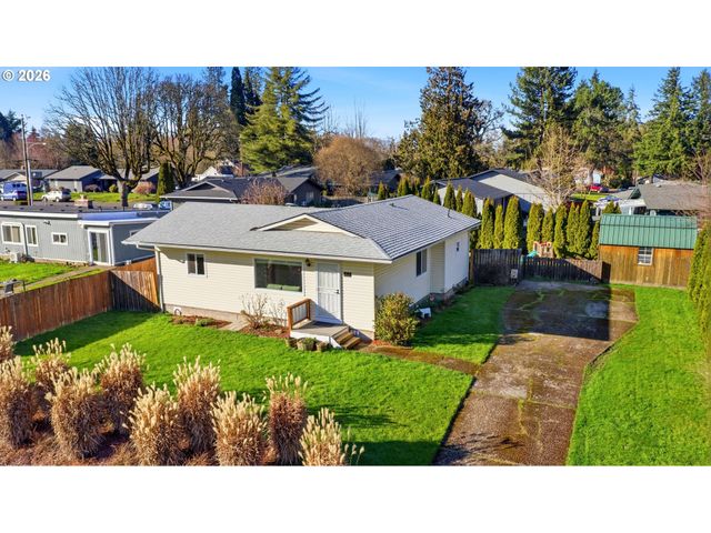 915 Se ZEE Ct, Mc Minnville, OR 97128