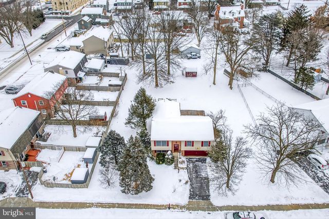 400 S PLUM ST, Mount Joy, PA 17552