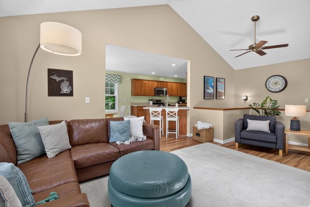 2061 Elwood Boulevard, Spring Arbor, MI 49283