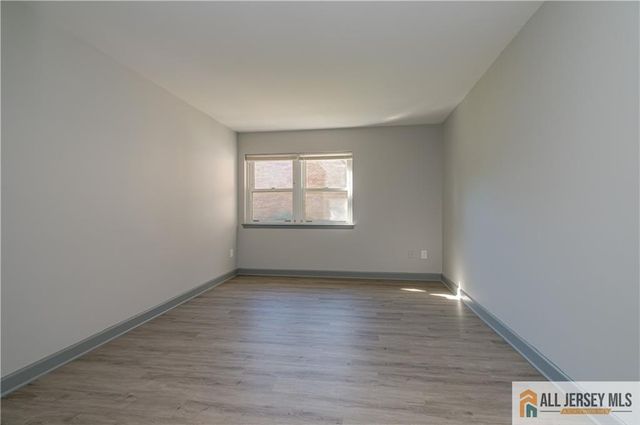 27 Judson Street 15A, Edison, NJ 08837