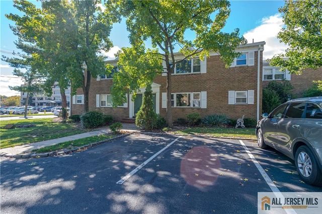 27 Judson Street 15A, Edison, NJ 08837
