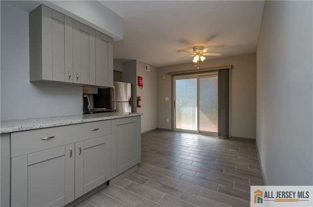 27 Judson Street 15A, Edison, NJ 08837