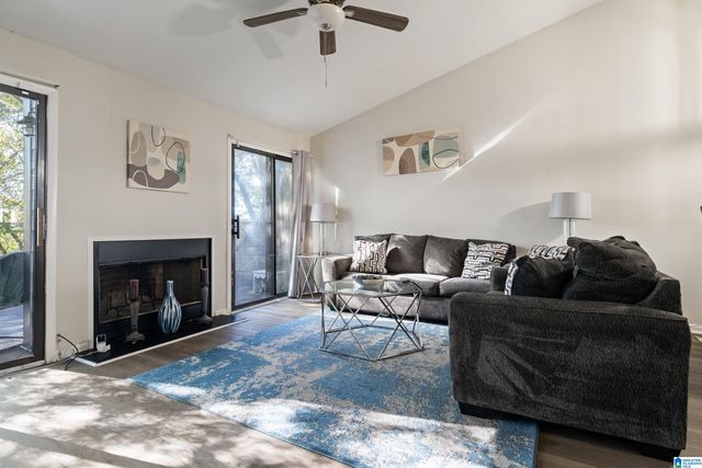 3827 WINDHOVER DRIVE # 3, Vestavia Hills, AL 35216