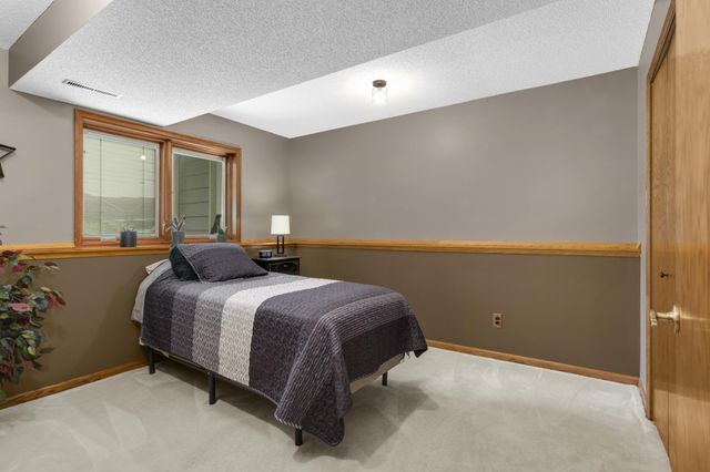 105 Interlachen Road, Burnsville, MN 55306
