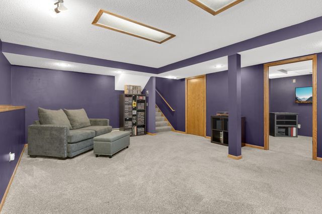 105 Interlachen Road, Burnsville, MN 55306