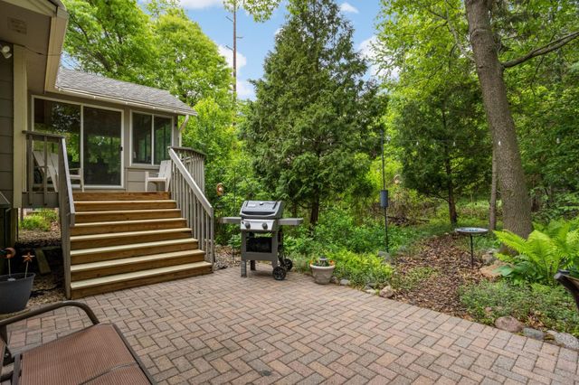 105 Interlachen Road, Burnsville, MN 55306