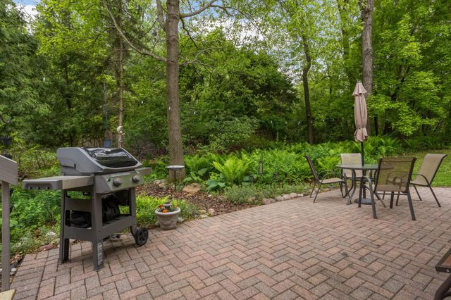 105 Interlachen Road, Burnsville, MN 55306