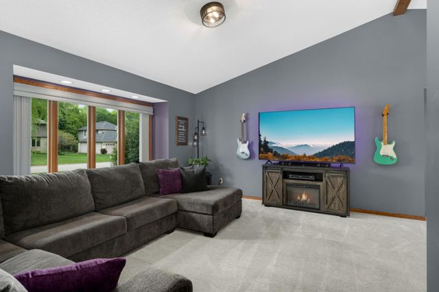105 Interlachen Road, Burnsville, MN 55306