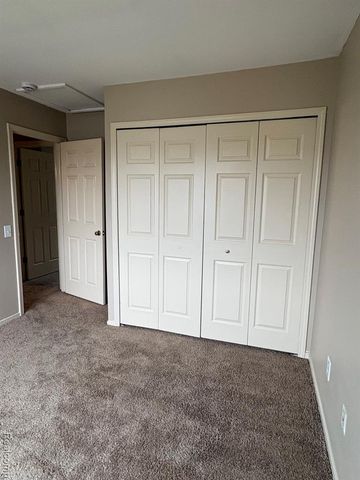 172 Parsons Lane, Rochester Hills, MI 48307