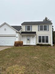 172 Parsons Lane, Rochester Hills, MI 48307