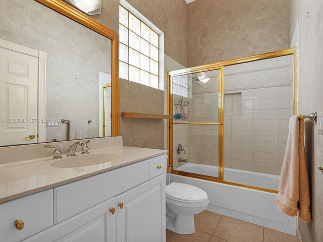 12461 NW 63rd St, Coral Springs, FL 33076