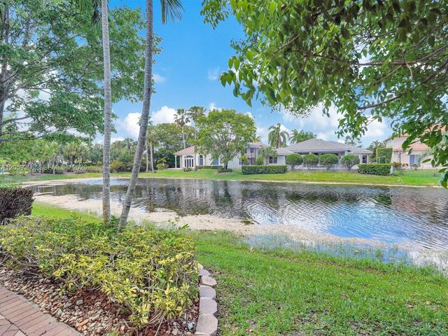 12461 NW 63rd St, Coral Springs, FL 33076