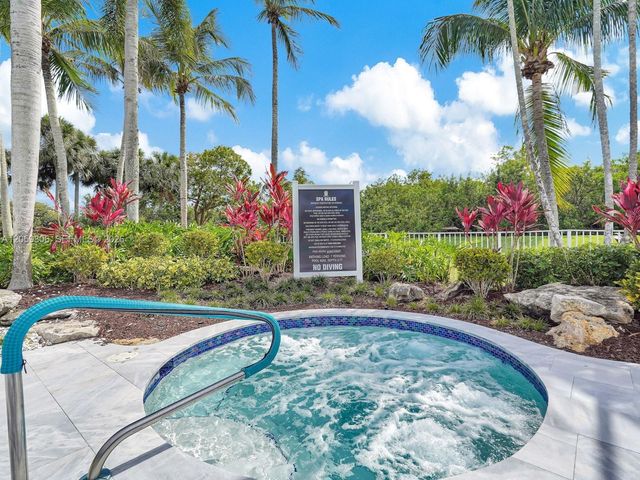12461 NW 63rd St, Coral Springs, FL 33076