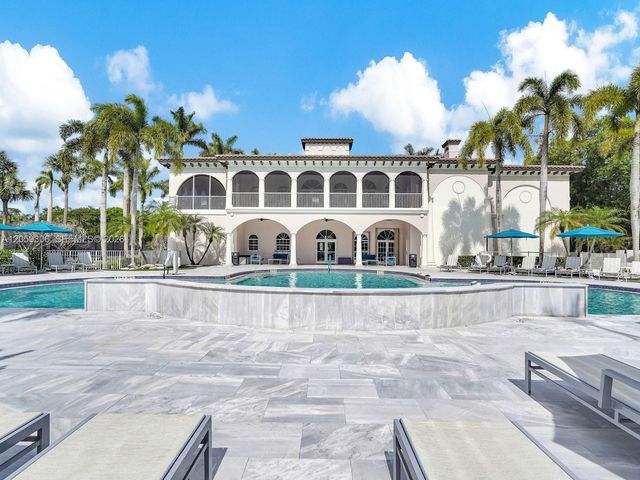 12461 NW 63rd St, Coral Springs, FL 33076