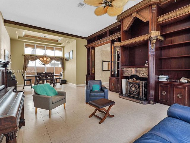 12461 NW 63rd St, Coral Springs, FL 33076