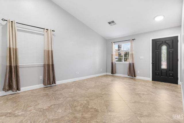2418 Brazil Avenue, Bakersfield, CA 93313