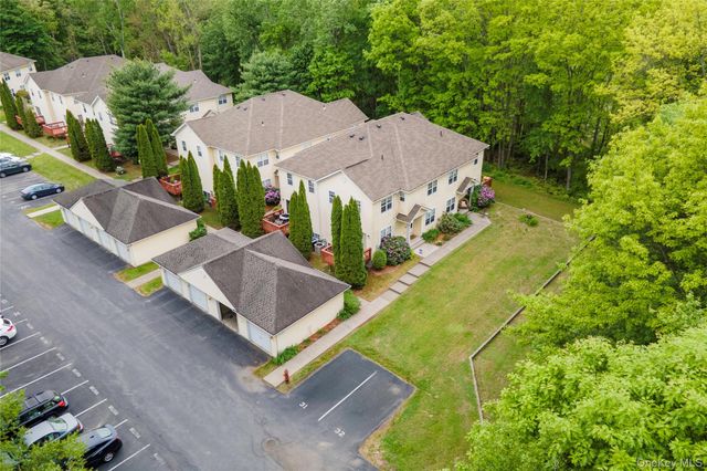 129 Stringham Road 31, Lagrangeville, NY 12540