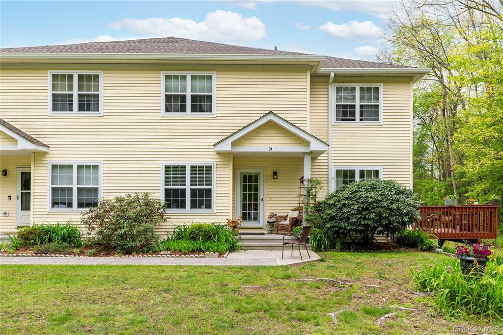 129 Stringham Road 31, Lagrangeville, NY 12540