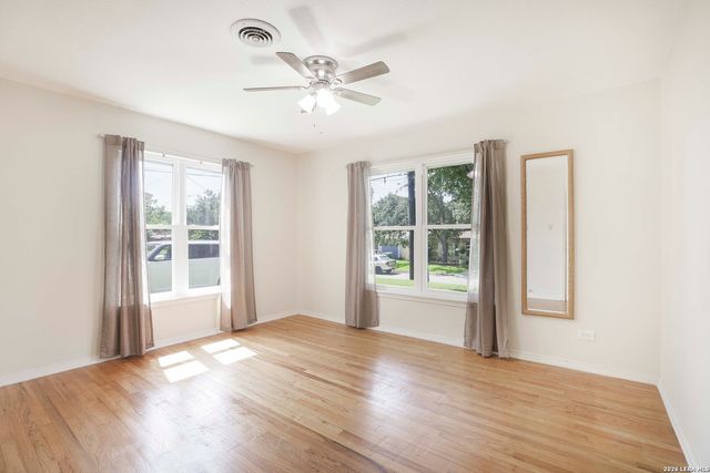 1135 Vanderbilt, San Antonio, TX 78210