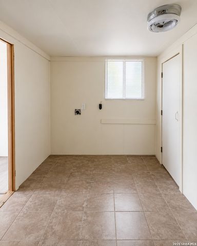 1135 Vanderbilt, San Antonio, TX 78210