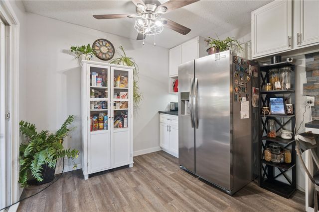 6812 Kelburn Lane NE, Cedar Rapids, IA 52402