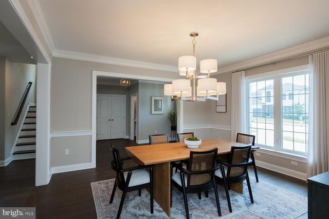 425 E DELP RD, Lancaster, PA 17601