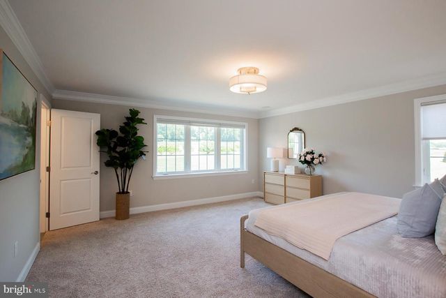 425 E DELP RD, Lancaster, PA 17601