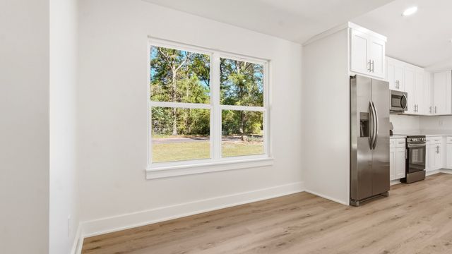 374 S 20th Street, Defuniak Springs, FL 32435