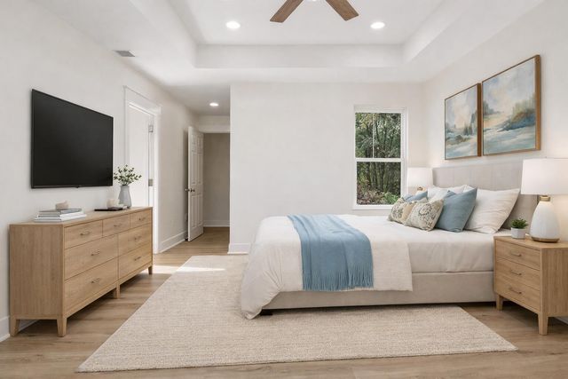 374 S 20th Street, Defuniak Springs, FL 32435