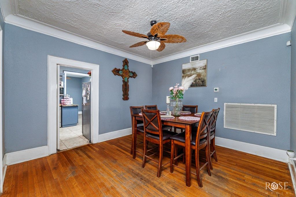 Image 10 of property listing at 2318 Dallas Street, San Angelo, TX 76901