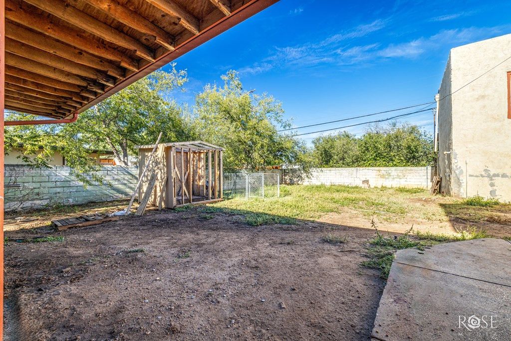 Image 31 of property listing at 2318 Dallas Street, San Angelo, TX 76901