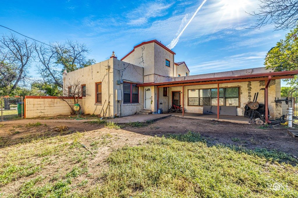 Image 32 of property listing at 2318 Dallas Street, San Angelo, TX 76901