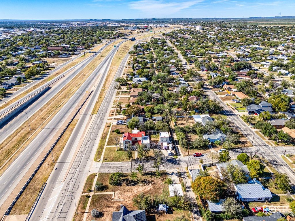 Image 40 of property listing at 2318 Dallas Street, San Angelo, TX 76901