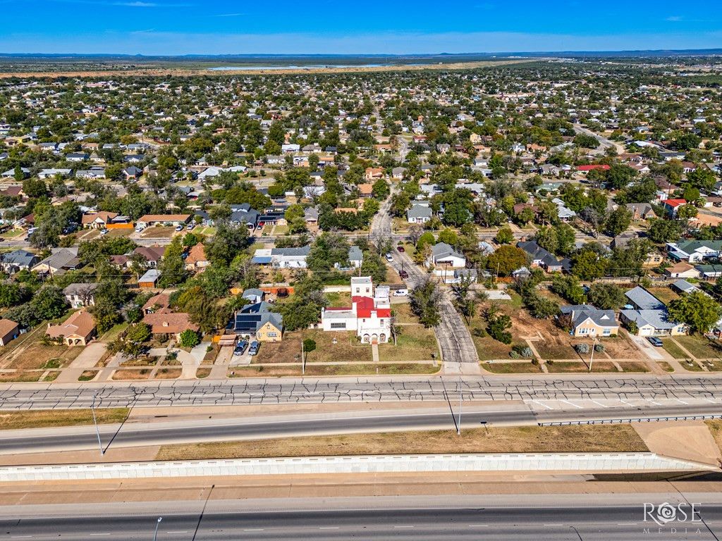 Image 43 of property listing at 2318 Dallas Street, San Angelo, TX 76901