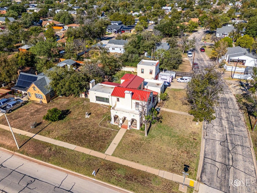 Image 44 of property listing at 2318 Dallas Street, San Angelo, TX 76901